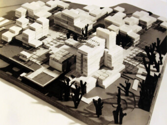 Stadtgeschichte: Modell vom Rathausneubau