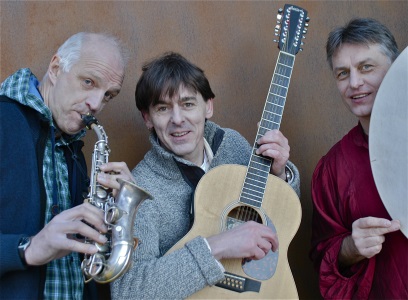 Andreas Gummersbach (Saxofon), Manfred Matulla (Gitarre) und Klaus Latza (Percussion)