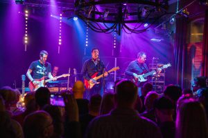 dIRE sTRATS live im Bahnhof Bad Salzuflen