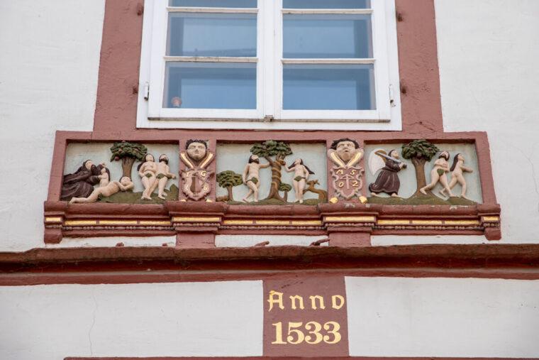 Haus Giesenbier, gegenüber des historischen Rathauses