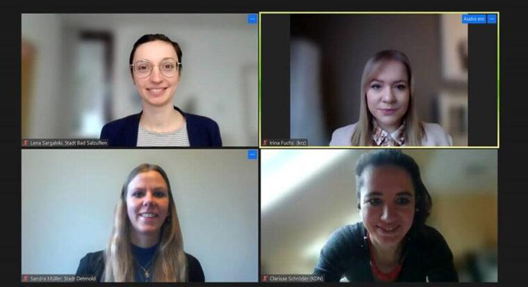 Die vier teilnehmenden Frauen des Projekts Digital-Frauen während eines virtuellen Treffens