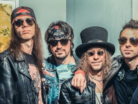 Dust N' Bones kommen in den Bahnhof Bad Salzuflen