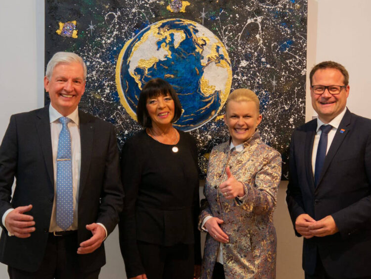 Foto von Lars Bökenkröger, Beate Hoffmann-Hildebrand, Vera Widmer und Andreas Greve.