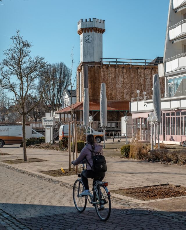 Bad Salzuflen by bike. Geht stellenweise ganz gut. Zum Teil aber auch gar nicht.⁠
⁠
#badsalzuflenbybike #badsalzuflen #kurpark #kurstadt #frühling #spring #fotografie #badsalzuflenmeinestadt❤️ #photographer #kurort #owl #ostwestfalen #ostwestfalenlippe #nrw #springvibes #photooftheday #frühlingsgefühle #fahrrad #bike #fahrradfahren #bycicle